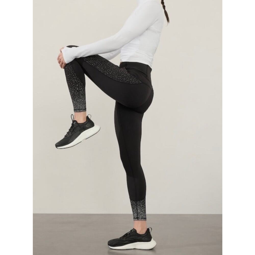 Athleta Rainier Tight Womens Size XL Orion Black Reflective Running Legging *EUC